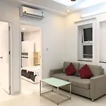 Smiley Apartment 8